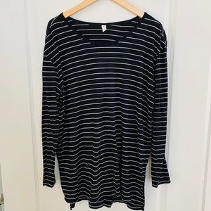 NWOT BP (NORDSTROM) XL BLACK + WHITE STRIPED TEE